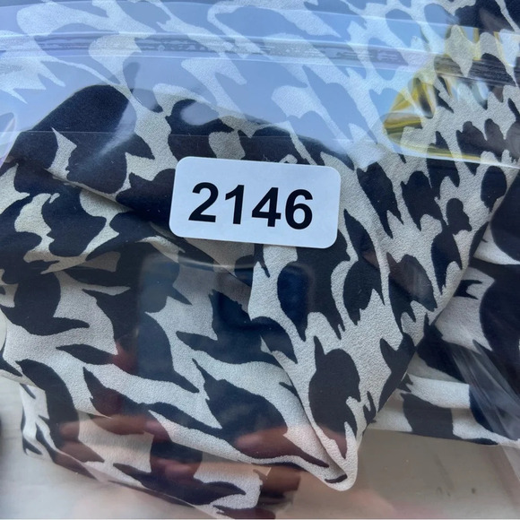 Tory Burch Bird Print Long Sleeve Keyhole Neck Blouse Top Navy Tan 22146 - Picture 5 of 7